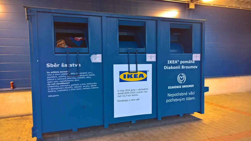 Kontejnery na textil u řetězce IKEA